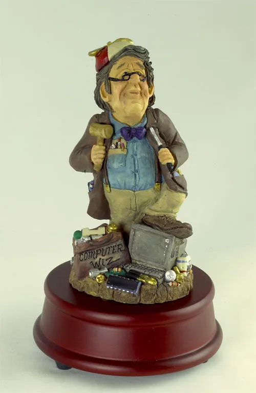#703 Figurine